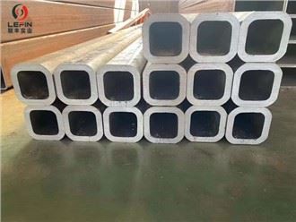 ASTM A501 GR.B A SEZIONE QUADRATA FORMATA A CALDO